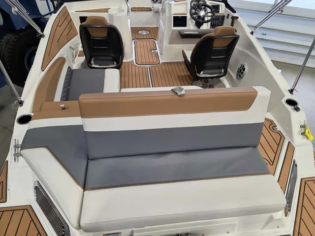 Boat Thumbnail 5