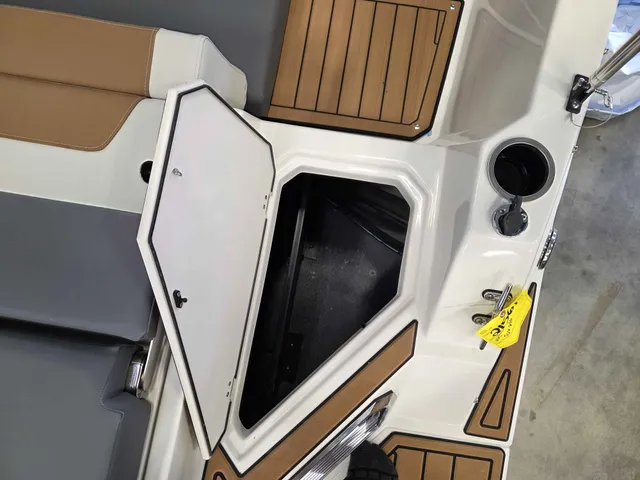 Boat Thumbnail 7