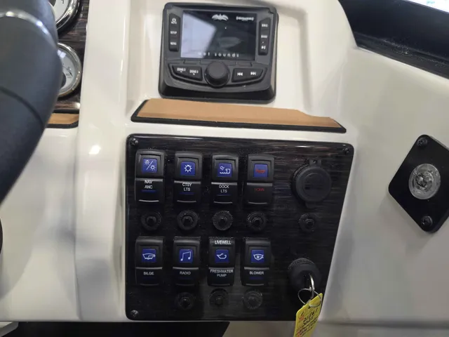 Boat Thumbnail 16