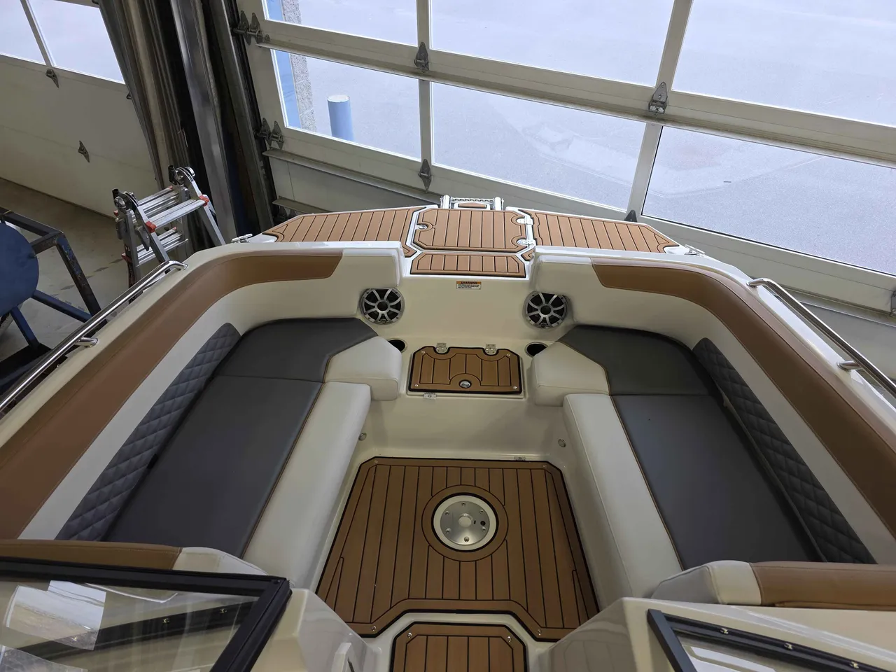 Boat Image 21