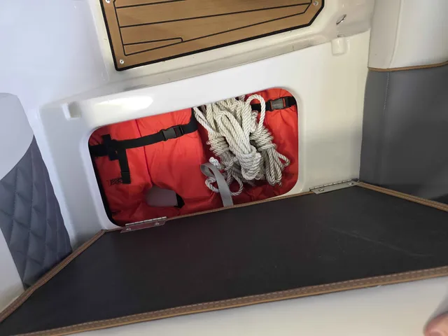 Boat Thumbnail 23