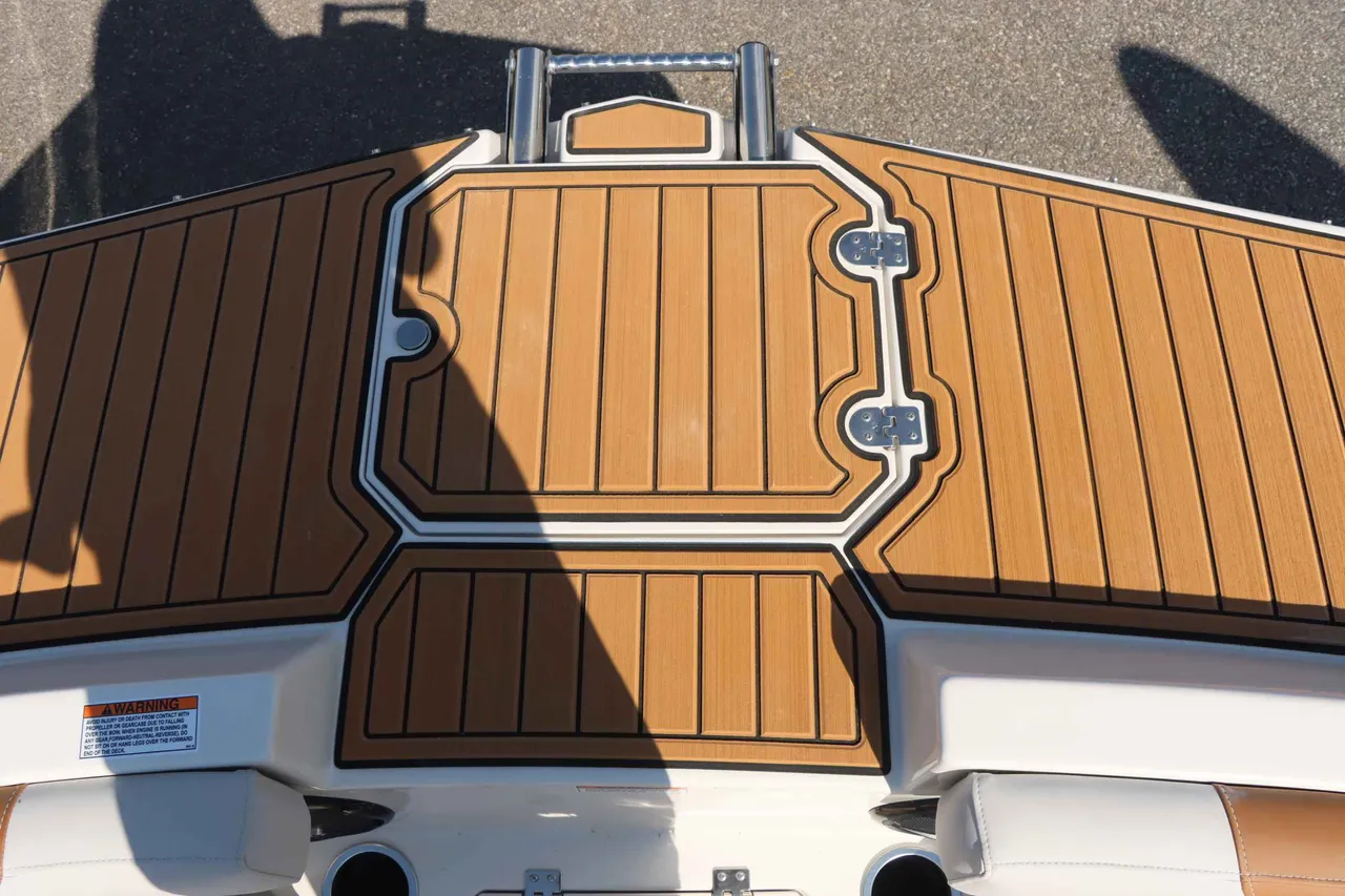 Boat Image 8