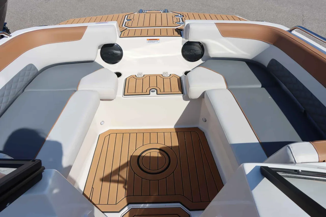 Boat Image 13
