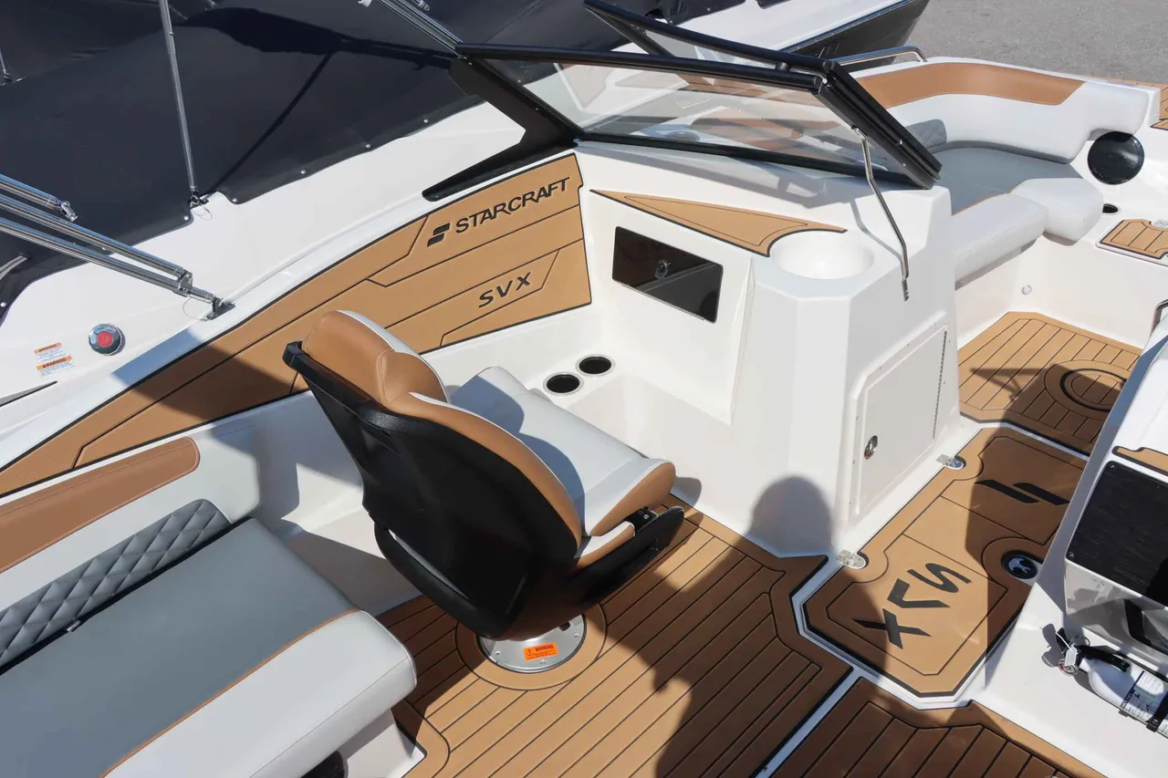 Boat Image 17
