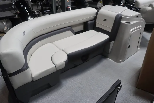 Boat Thumbnail 8