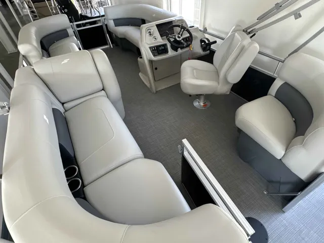 Boat Thumbnail 7
