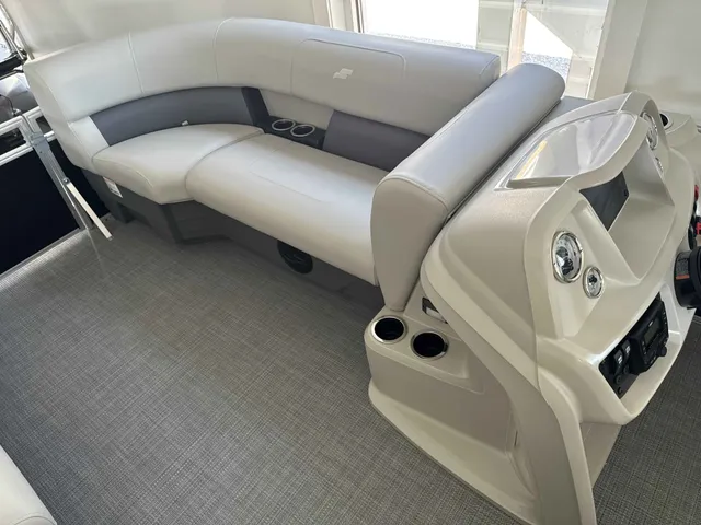 Boat Thumbnail 12