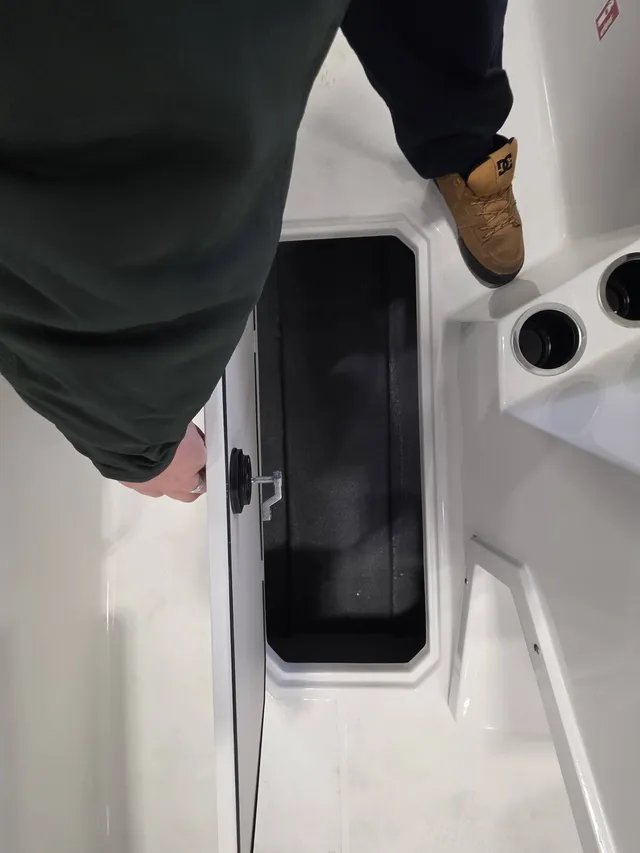 Boat Thumbnail 6