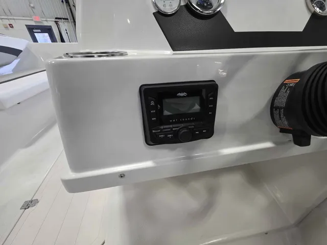 Boat Thumbnail 13