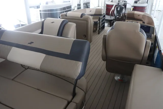 Boat Thumbnail 6