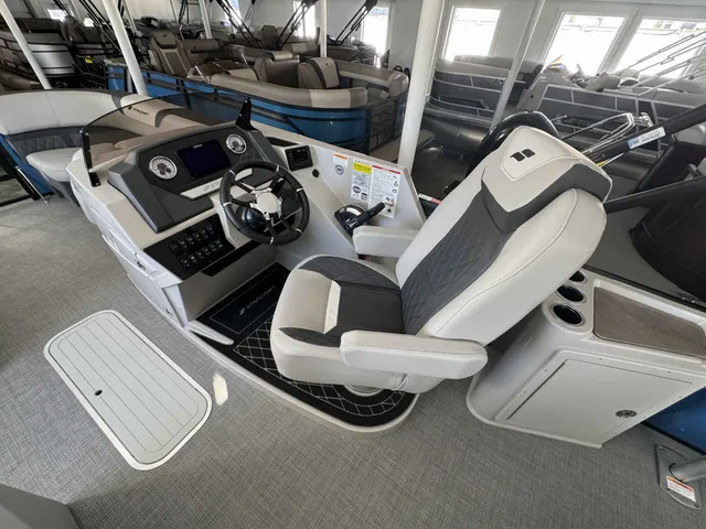 Boat Thumbnail 11