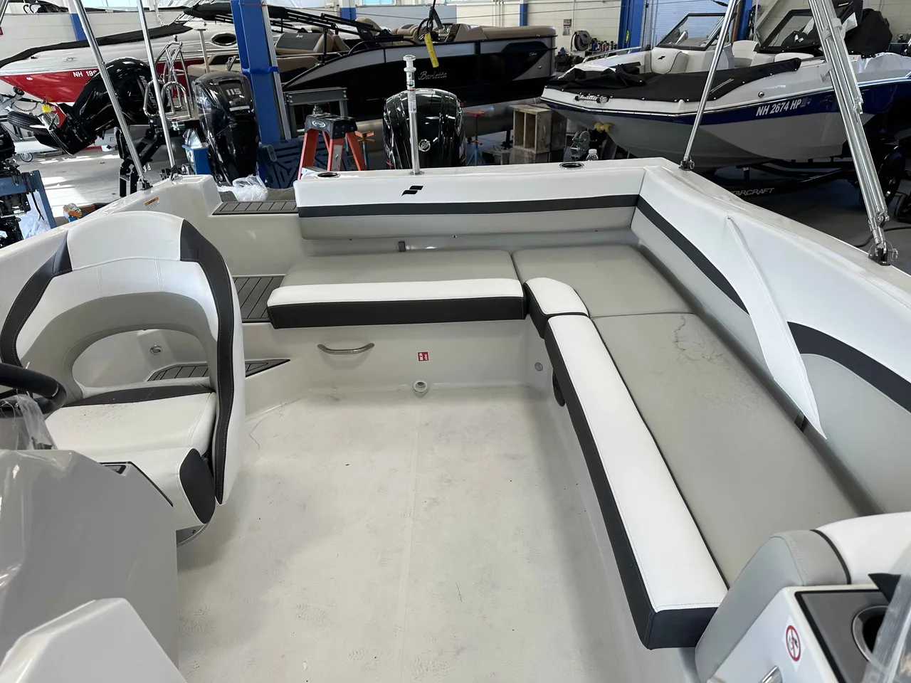 Boat Image 8