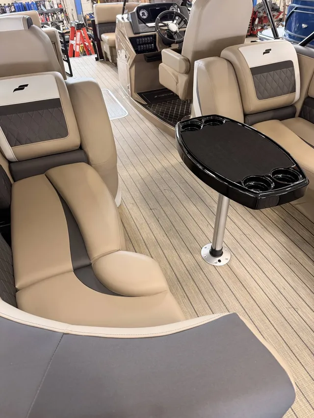 Boat Thumbnail 4