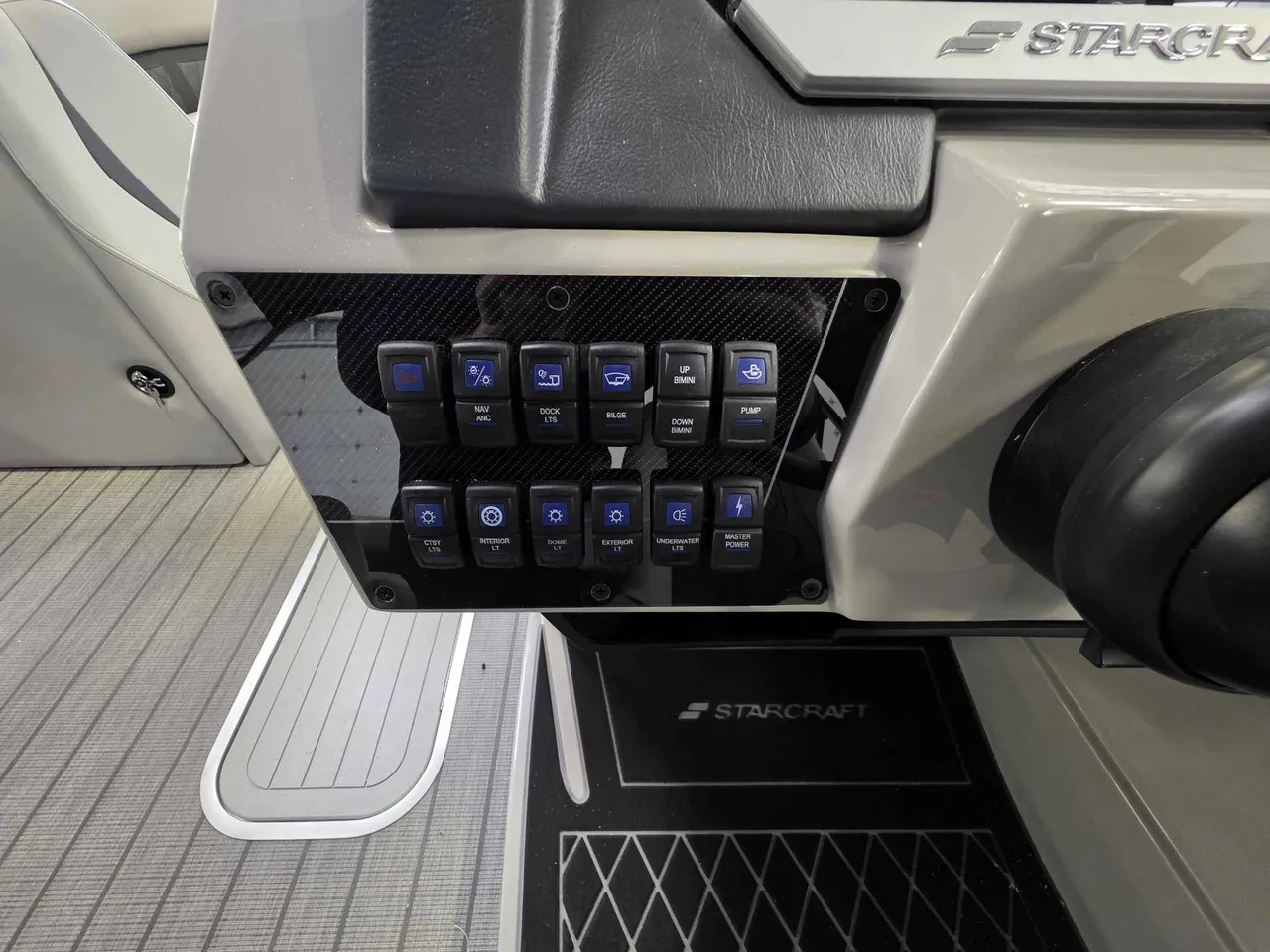 Boat Image 10