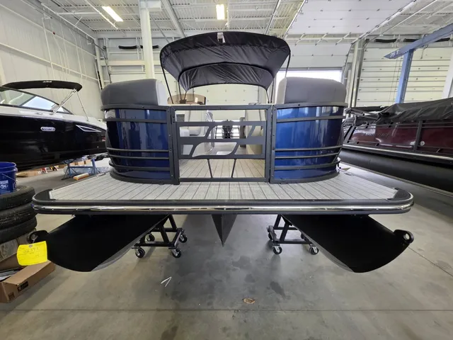 Boat Thumbnail 1