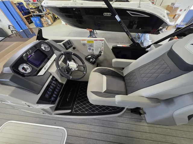 Boat Thumbnail 23