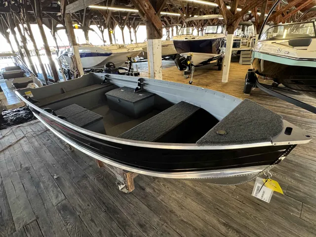 Boat Thumbnail 5