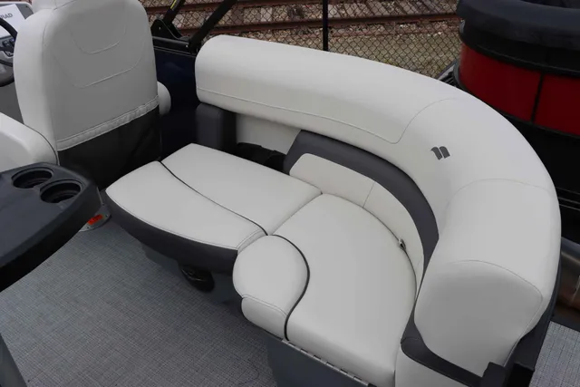 Boat Thumbnail 8