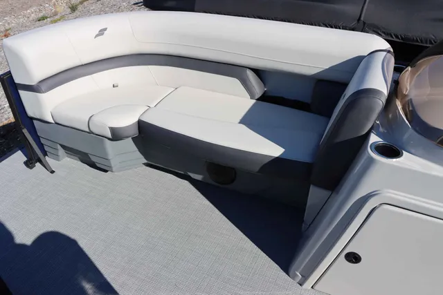 Boat Thumbnail 23