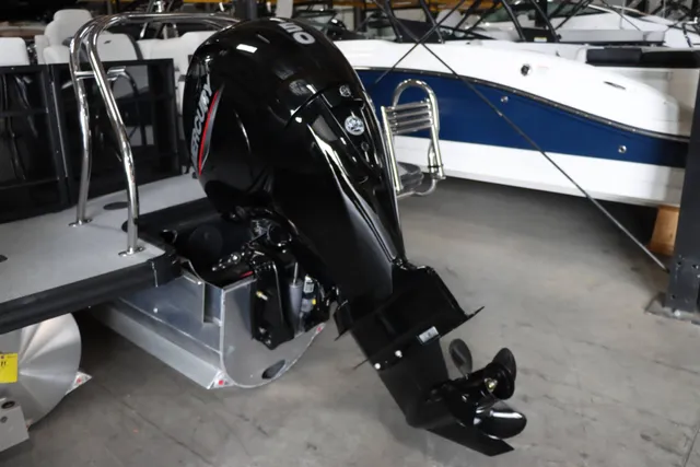 Boat Thumbnail 3