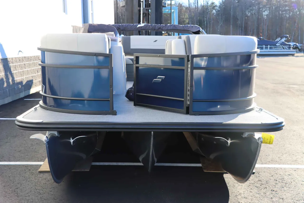 Boat Image 3