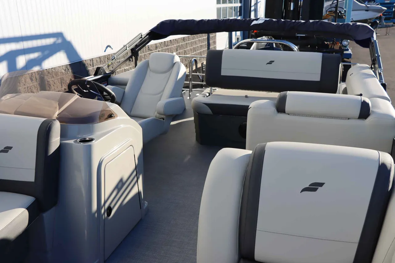 Boat Image 5
