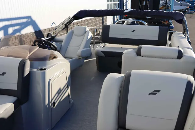 Boat Thumbnail 5
