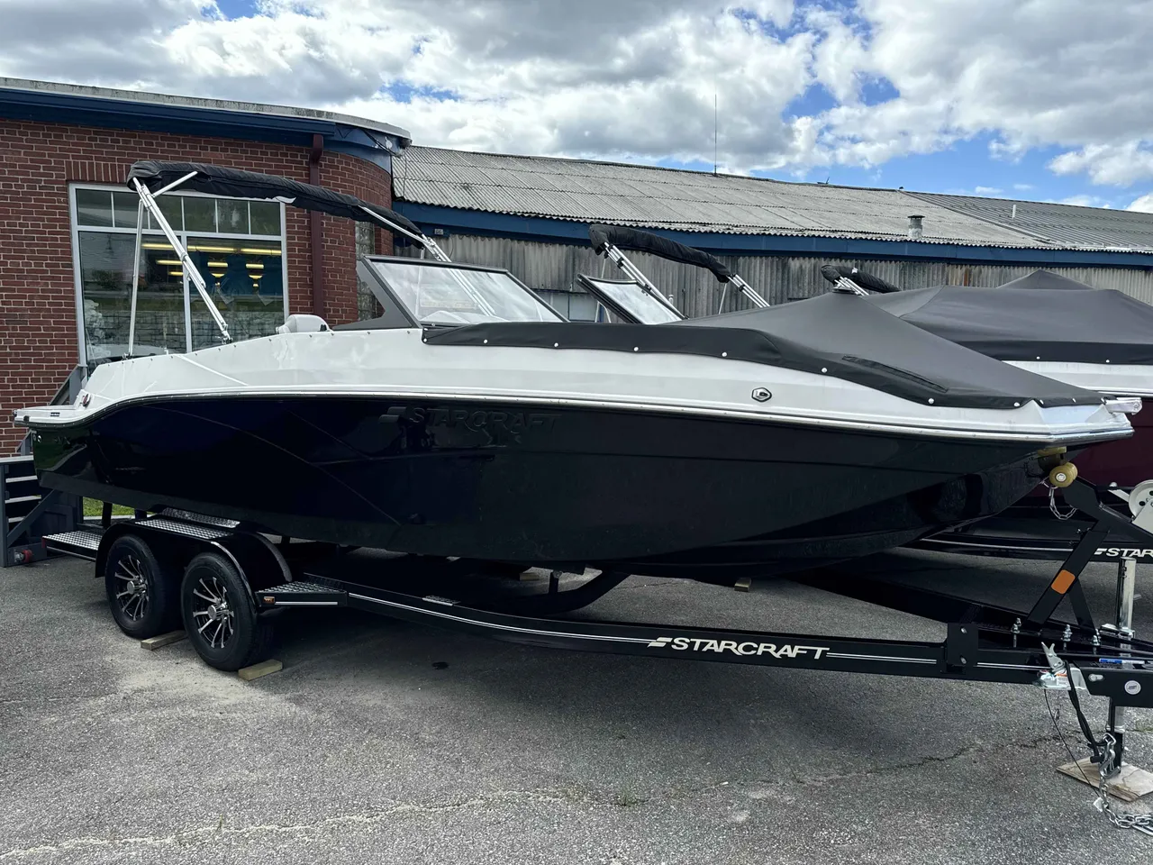 Boat Image 0
