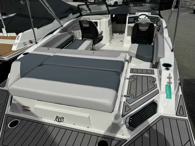 Boat Thumbnail 4