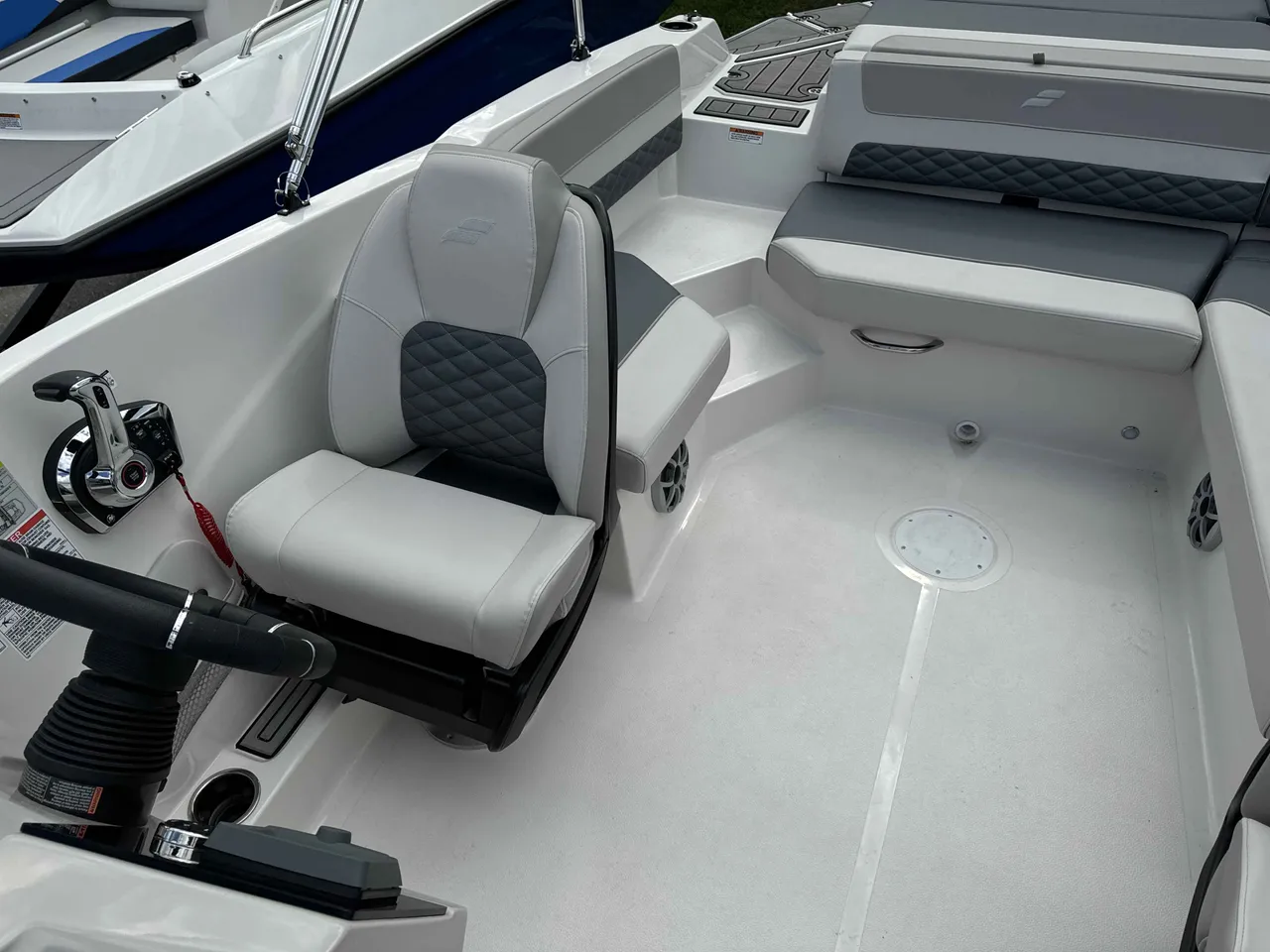 Boat Image 8