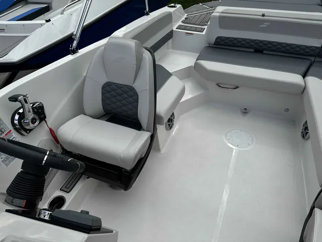 Boat Thumbnail 8