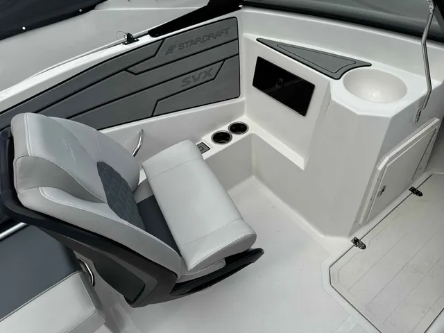Boat Thumbnail 9